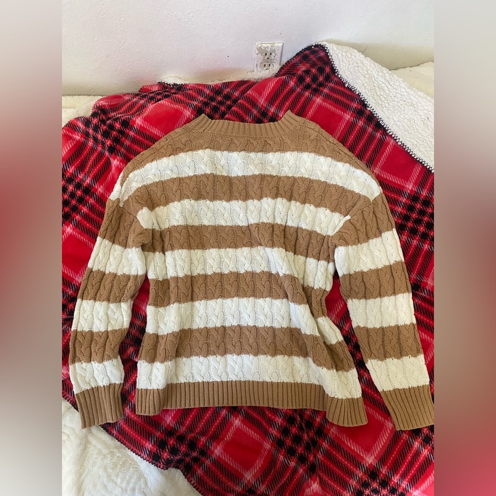 Stripped sweater - size L